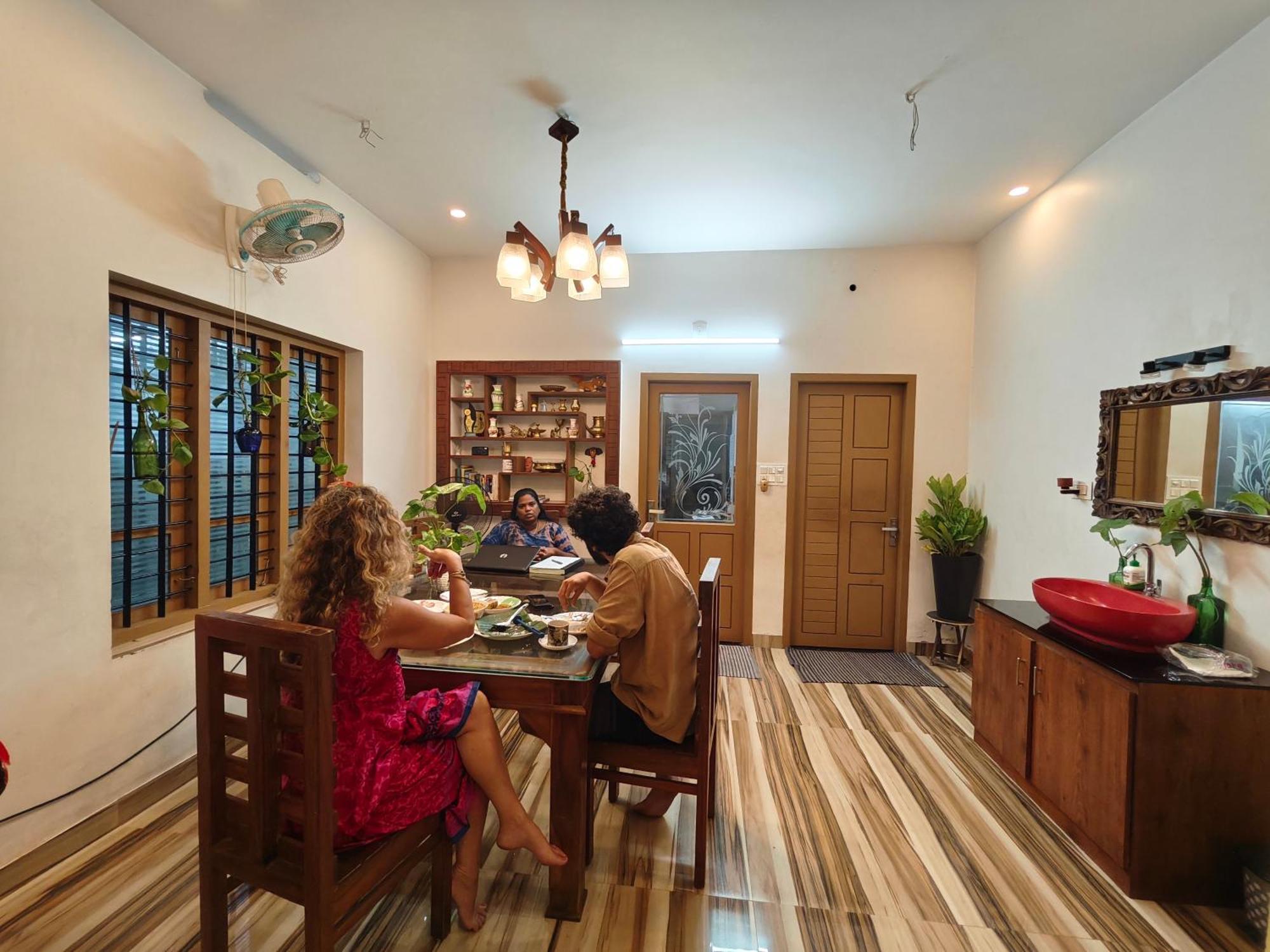 Homestay Oyster Marris Thiruvananthapuram
